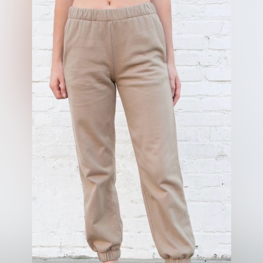 Brandy Melville rosa sweatpants one size